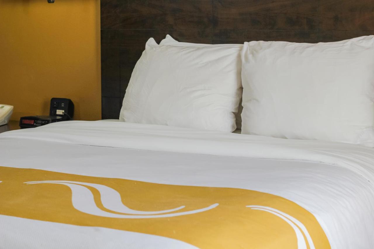 Quality Inn Conference Center At Citrus Hills Hernando Екстериор снимка