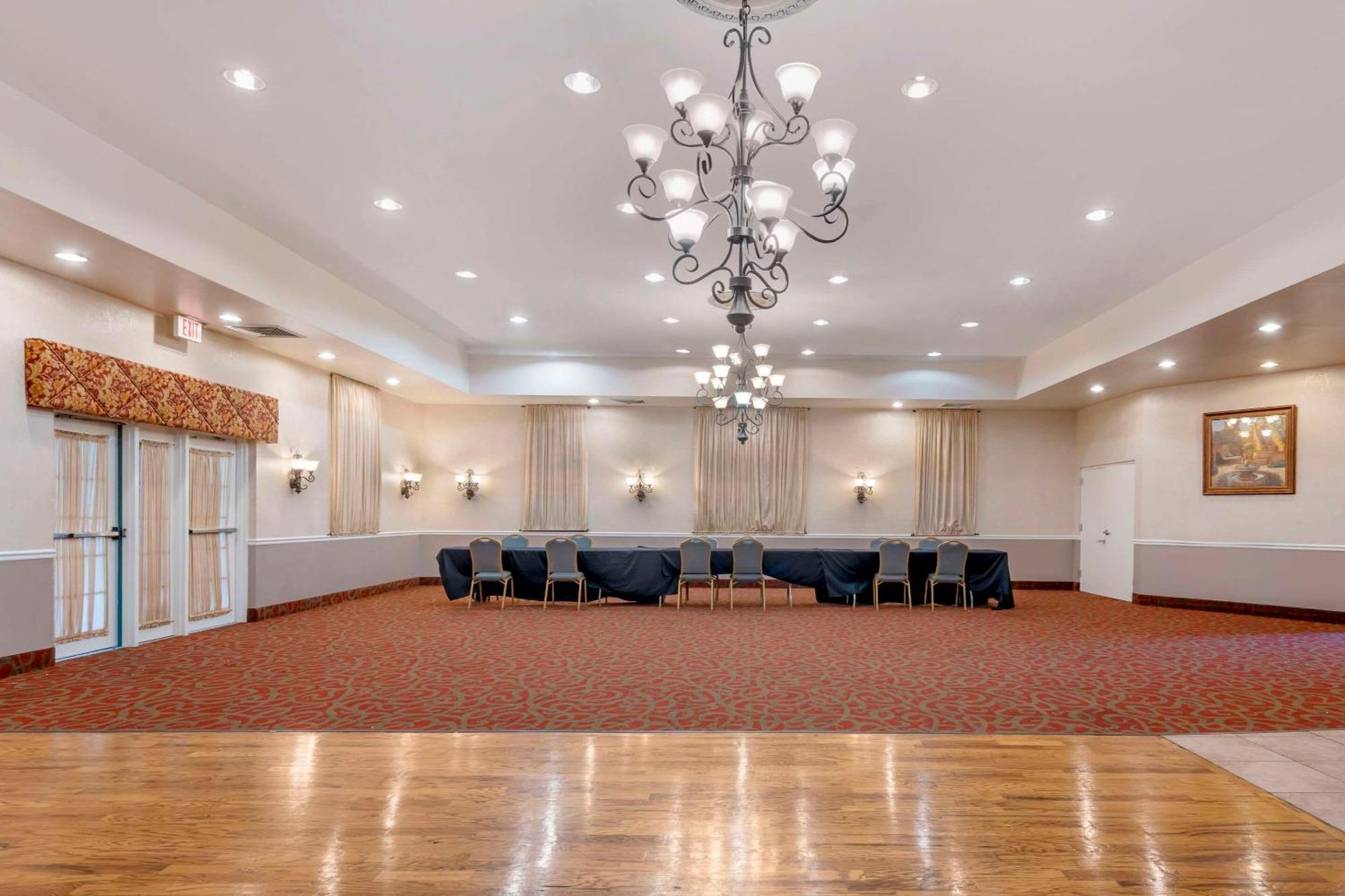 Quality Inn Conference Center At Citrus Hills Hernando Екстериор снимка